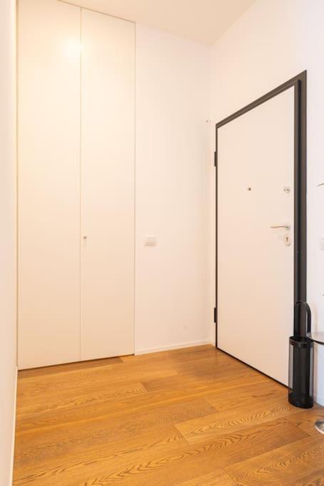 Splendid One Bedroom De Angeli 2nd Fl - Mirable Pm Apartment Mailand